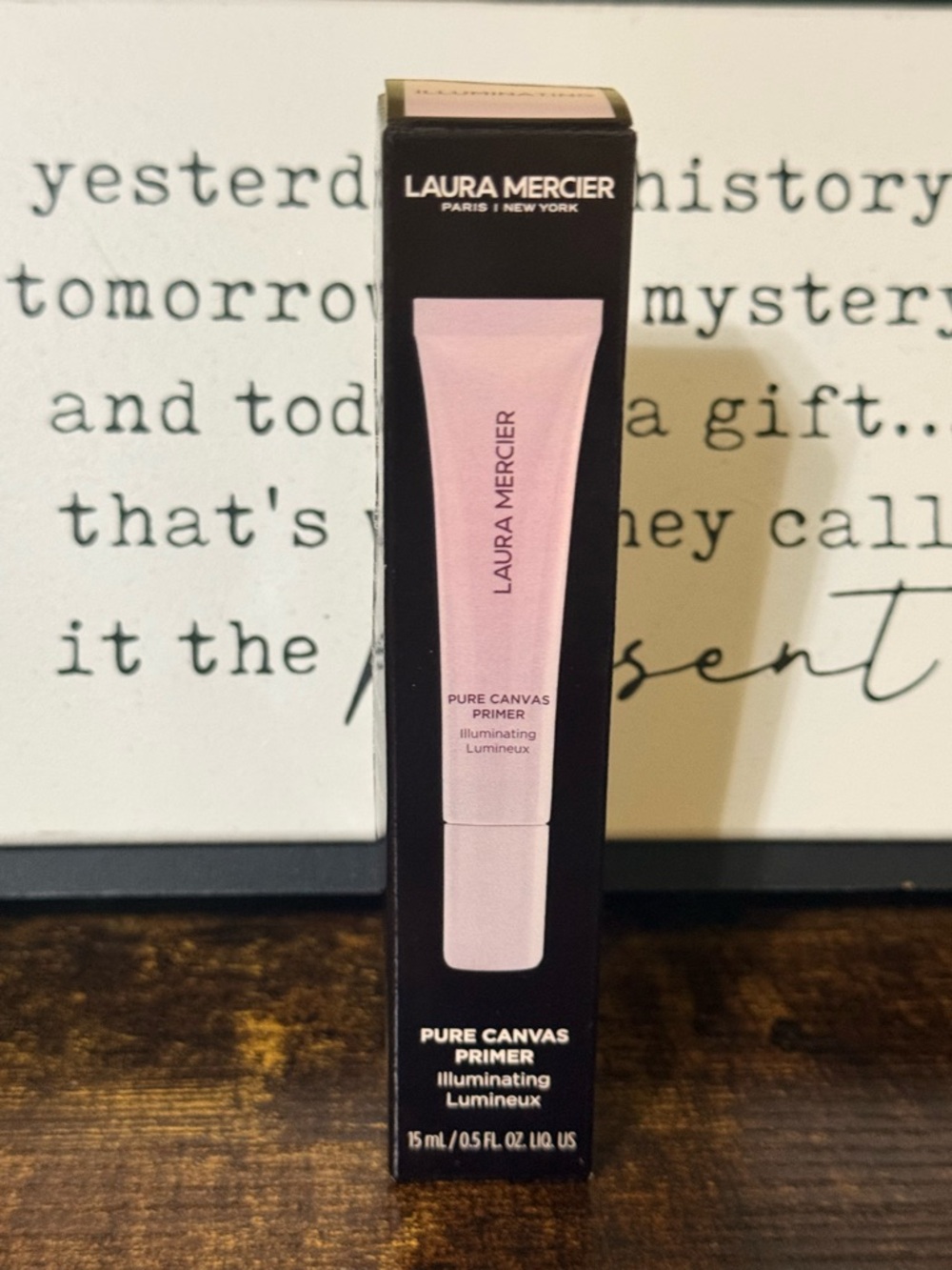 Laura Mercier Pure Canvas Illuminating Primer - New in Box